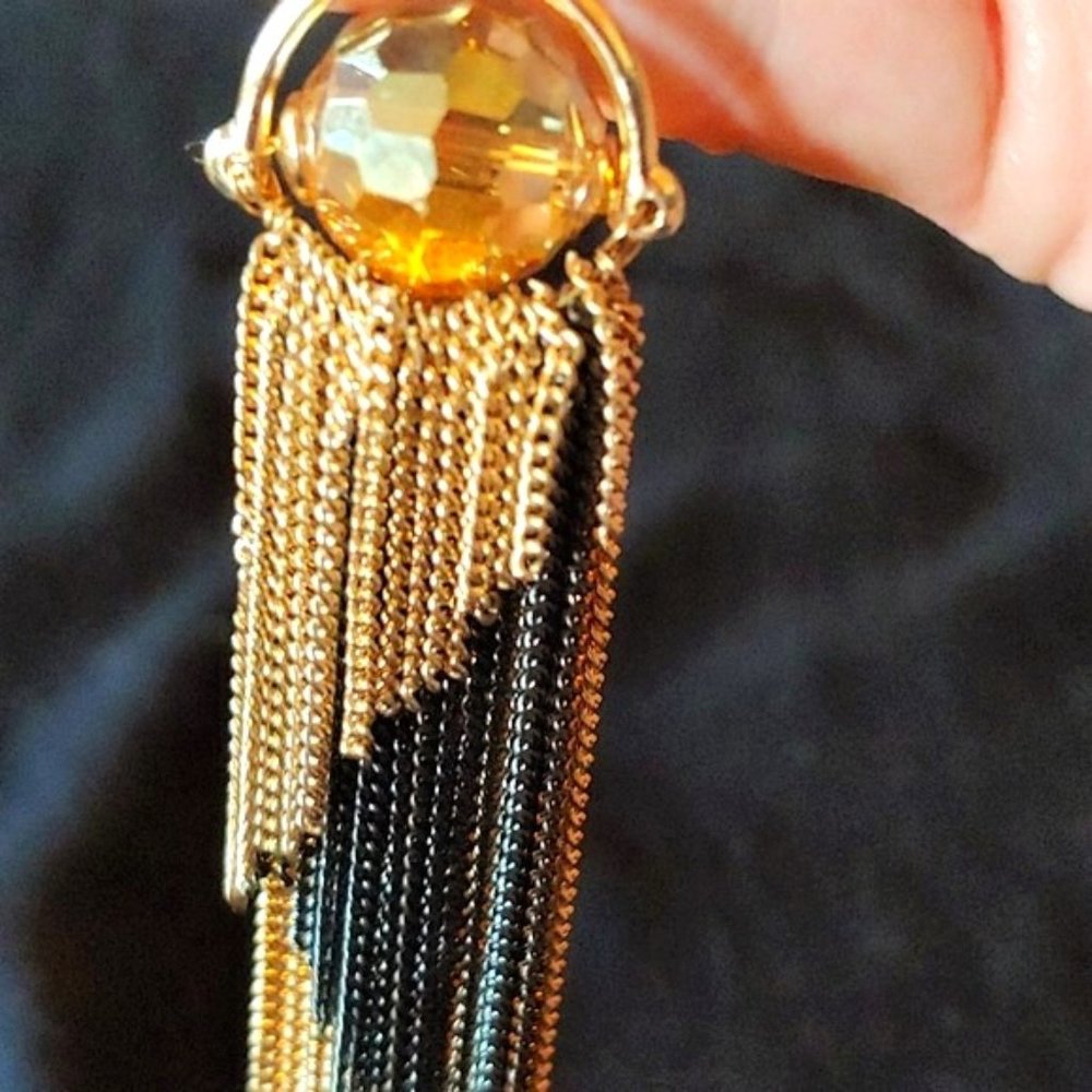 Stunning Long Vintage Necklace 📿 BOGO 50% Off!
